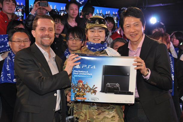 ついにPS4が日本国内で発売！“PlayStation4 COUNTDOWN”